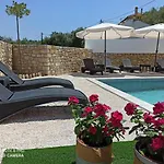 Avra Gaios