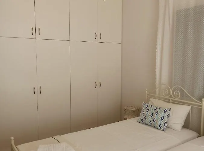 Avra Gaios