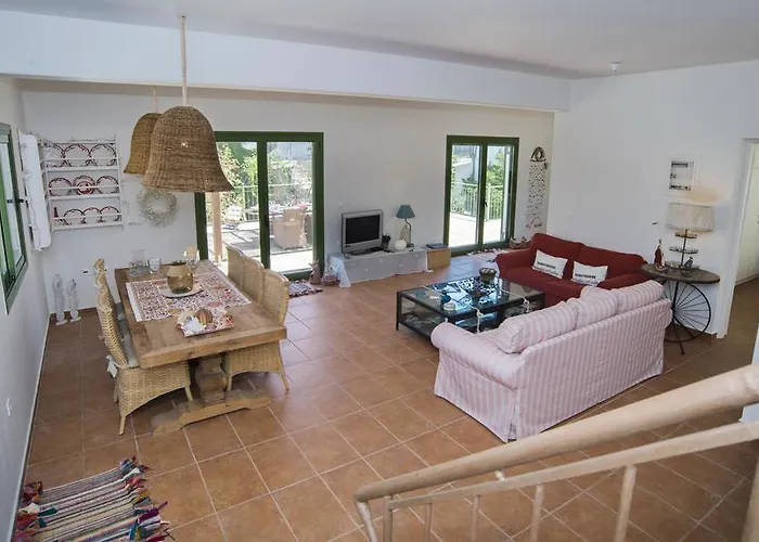 Tatil Evi Avra