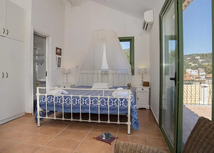Avra Tatil Evi Gaios