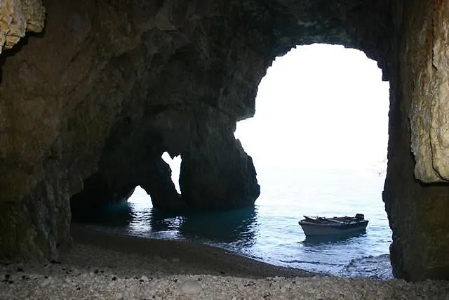 Avra Tatil Evi Gaios